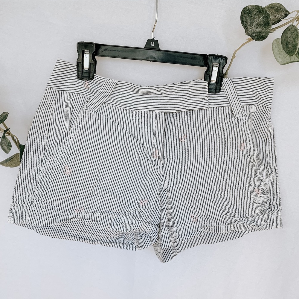 J. Crew “city fit” Seersucker shorts. size 2